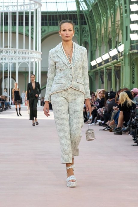 Коллекция Chanel Ready-To-Wear Весна-Лето 2025