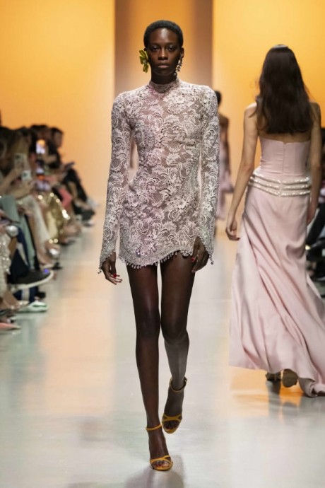 Коллекция Georges Hobeika Ready-To-Wear Весна-Лето 2025