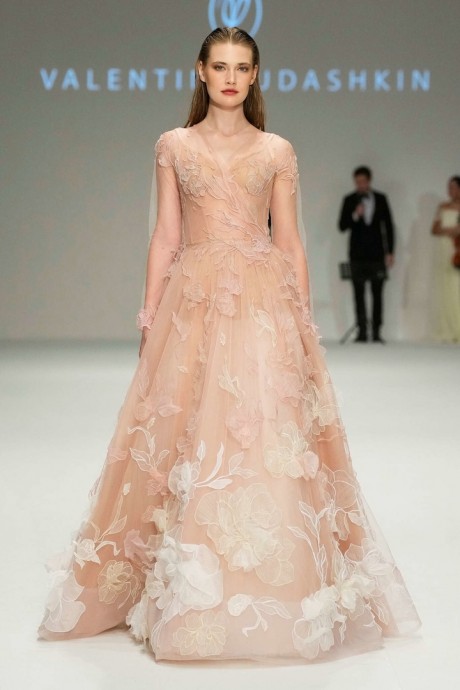 Высокая мода Valentin Yudashkin, Spring/Summer 2024