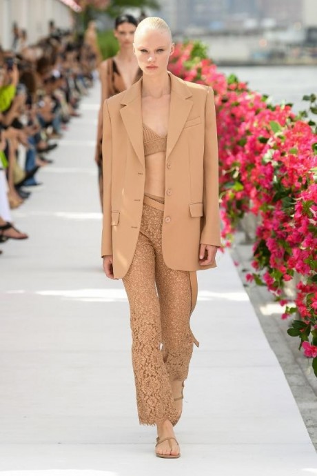 Коллекция Michael Kors Ready-To-Wear Весна-Лето 2024