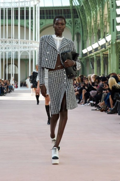 Коллекция Chanel Ready-To-Wear Весна-Лето 2025