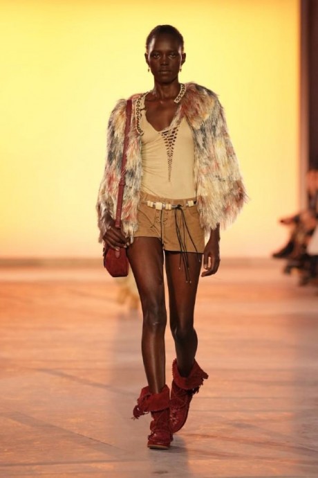 Коллекция Isabel Marant Ready-To-Wear Весна-Лето 2025