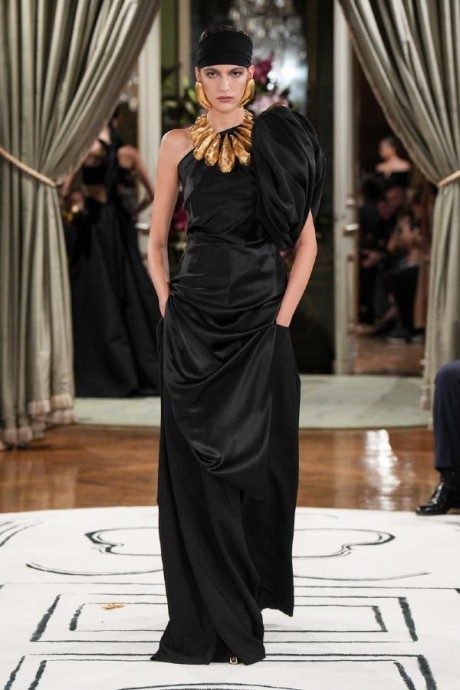 Коллекция Schiaparelli Ready-To-Wear Весна-Лето 2024