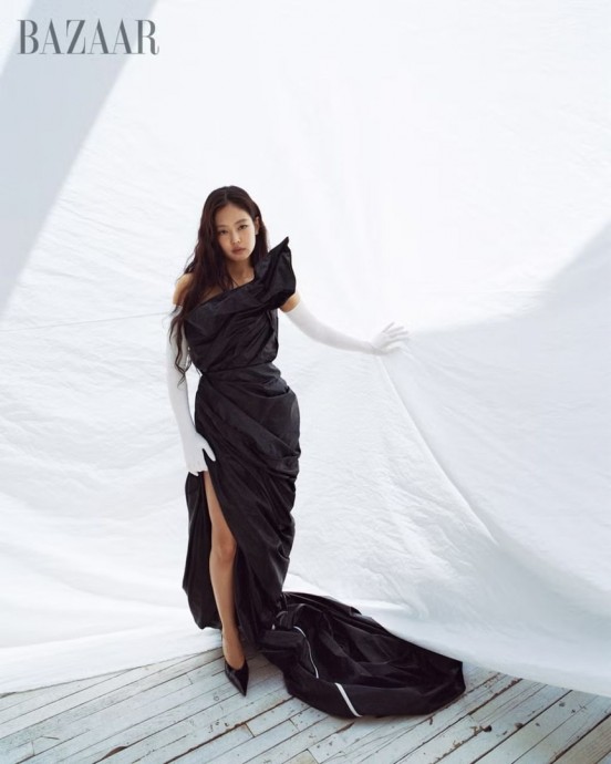 Дженни / Jennie (Blackpink) в фотосессии для журнала Harper’s Bazaar Дженни / Jennie (Blackpink) в фотосессии для журнала Harper’s Bazaar