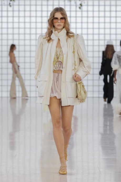 Коллекция Chloé Ready-To-Wear Весна-Лето 2025