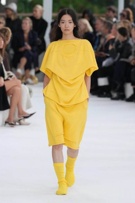 Коллекция Issey Miyake Ready-To-Wear Весна-Лето 2025