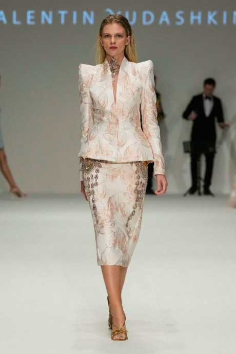 Высокая мода Valentin Yudashkin, Spring/Summer 2024