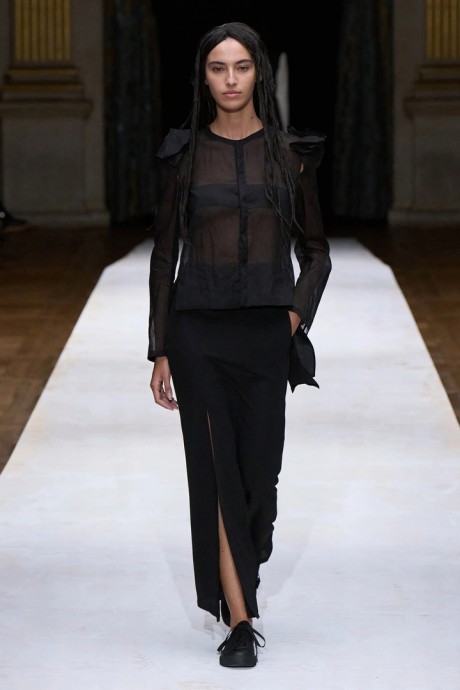 Высокая мода Yohji Yamamoto, 2024 ready-to-wear