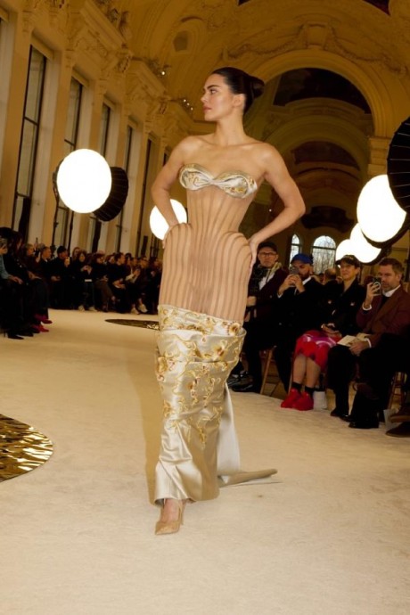 Коллекция Schiaparelli Haute Couture Весна-Лето 2025