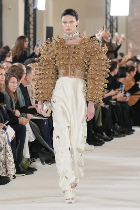 Коллекция Schiaparelli Haute Couture Весна-Лето 2024