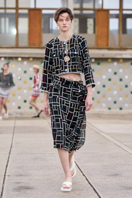 Коллекция Chanel Cruise 2025 Fashion Show