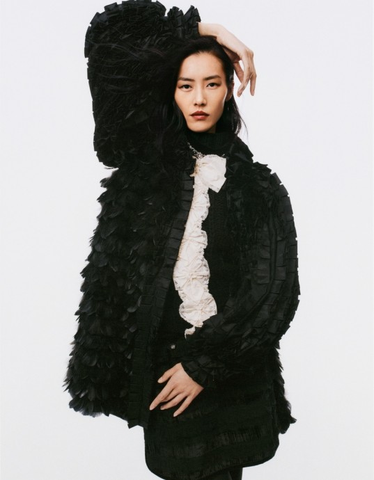 Лю Вен (Liu Wen) в фотосессии для W Magazine China