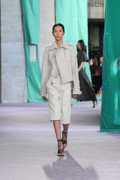 Коллекция Burberry Ready-To-Wear Весна-Лето 2025