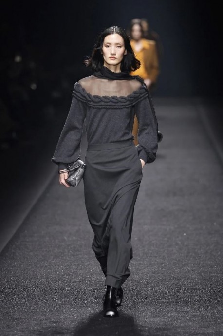 Коллекция Alberta Ferretti Ready-To-Wear Fall/Winter 2024 Milan