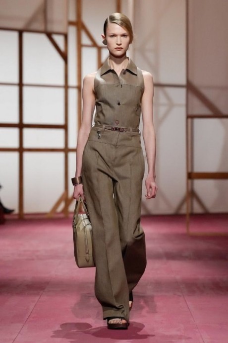 Коллекция Hermès Ready-To-Wear Весна-Лето 2025