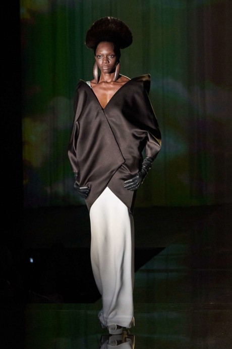 Лучшие в моде: Stephane Rolland 2025