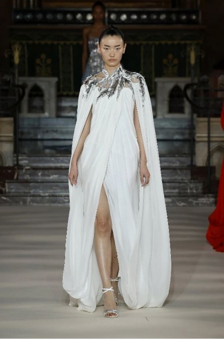 Коллекция Gaurav Gupta Couture Spring/Summer 2024 Paris