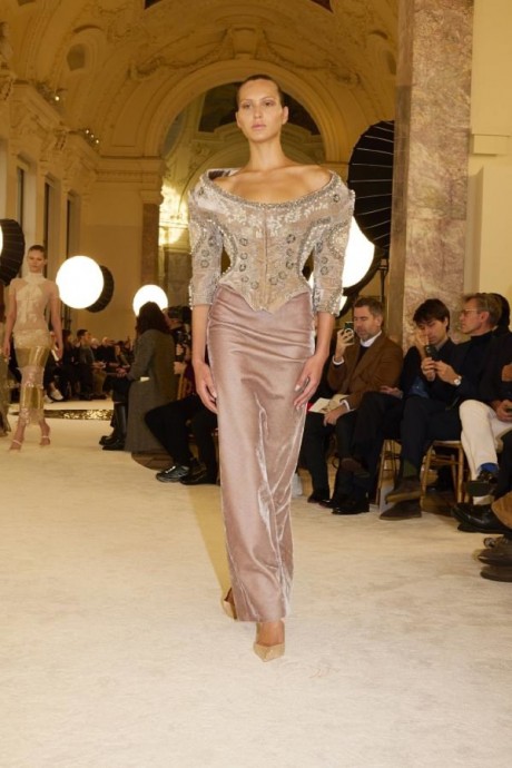 Коллекция Schiaparelli Haute Couture Весна-Лето 2025