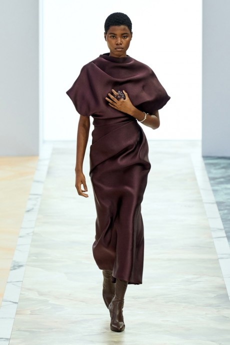 Высокая мода Fendi Haute Couture Fall-Winter 2023/24