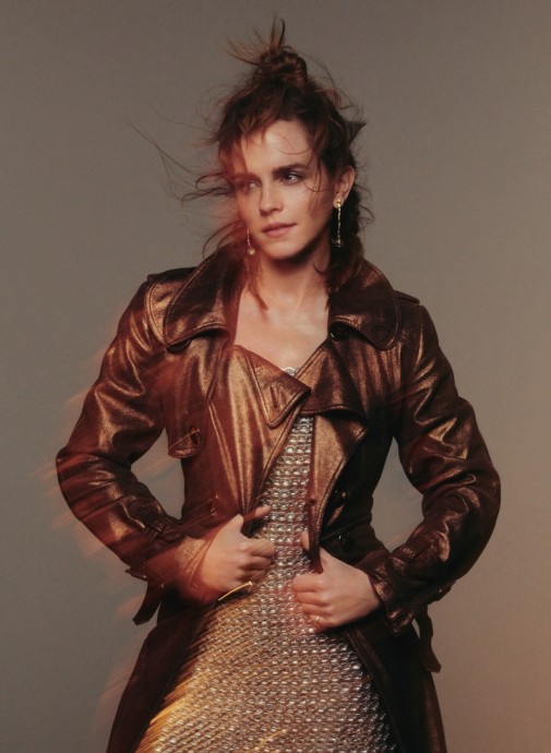 Эмма Уотсон (Emma Watson) в фотосессии для журнала Vogue UK (2024)