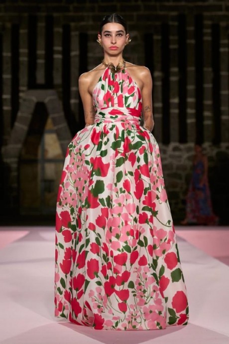 Коллекция Carolina Herrera Resort Весна-Лето 2025