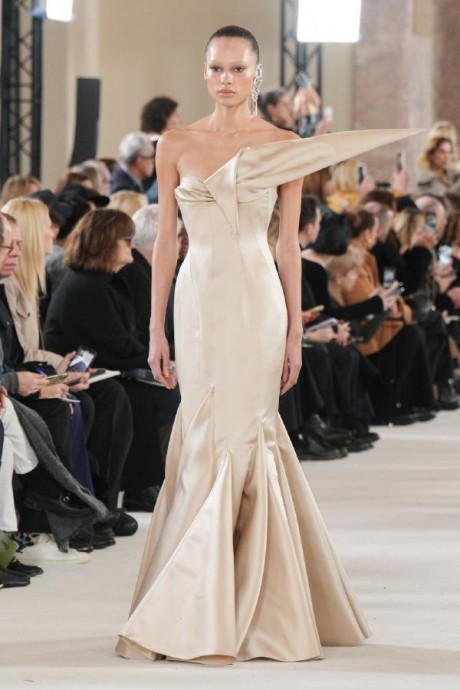 Коллекция Schiaparelli Haute Couture Весна-Лето 2024