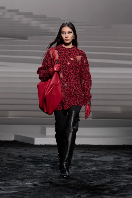 Коллекция Versace Fall 2024 Ready-to-Wear