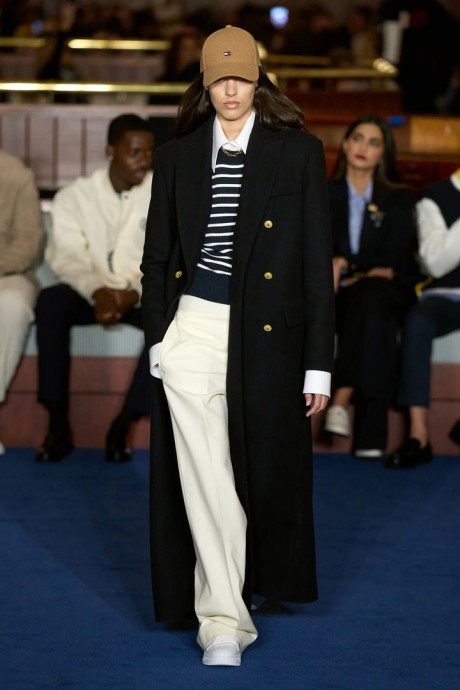 Коллекция Tommy Hilfiger Fall 2024 Ready-to-Wear