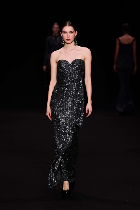 Высокая мода Chiara Boni La Petite Robe, FW 2024/25