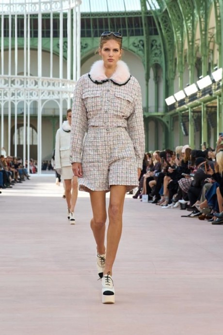 Коллекция Chanel Ready-To-Wear Весна-Лето 2025