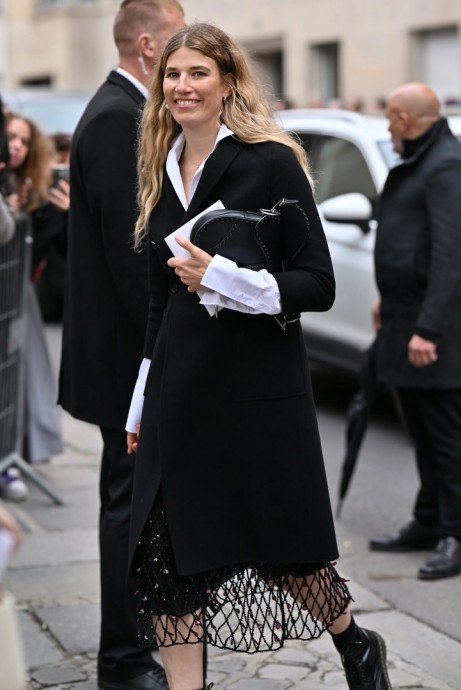 Paris Fashion Week Street Style SS 2025 – Dior