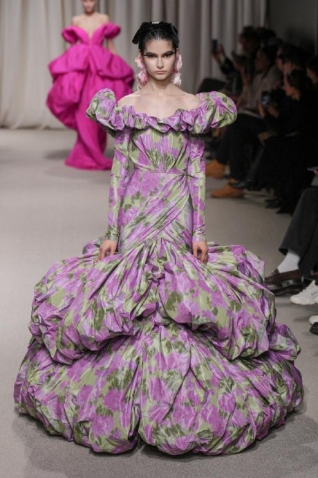 Коллекция Giambattista Valli Haute Couture Весна-Лето 2024