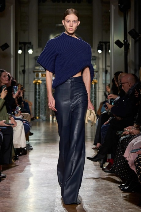 Коллекция Victoria Beckham Fall 2024 Ready-to-Wear