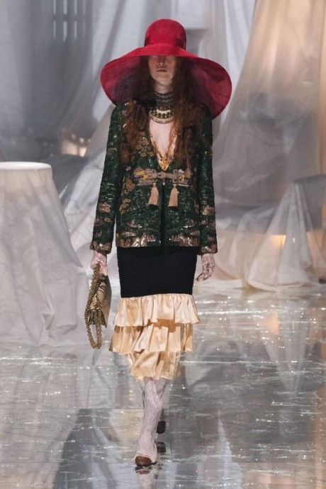 Коллекция Valentino Ready-To-Wear Весна-Лето 2025