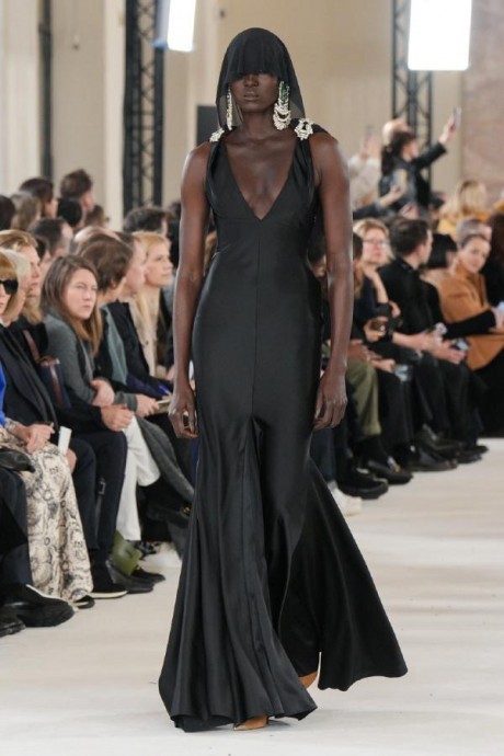 Коллекция Schiaparelli Haute Couture Весна-Лето 2024