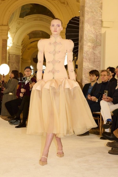 Коллекция Schiaparelli Haute Couture Весна-Лето 2025