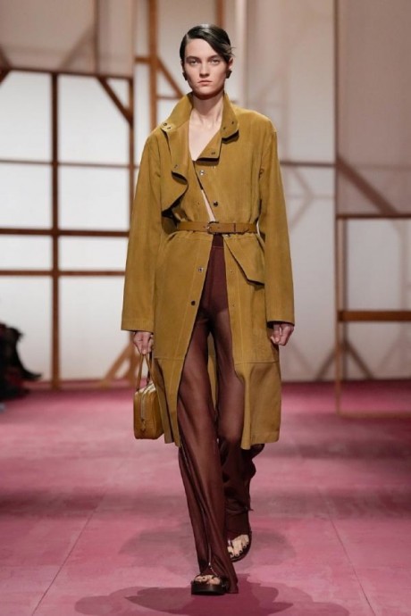 Коллекция Hermès Ready-To-Wear Весна-Лето 2025