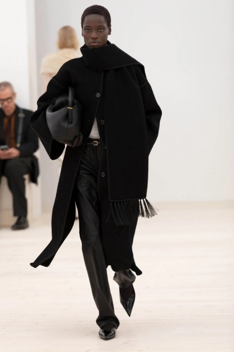 Коллекция Toteme Fall 2024 Ready-to-Wear