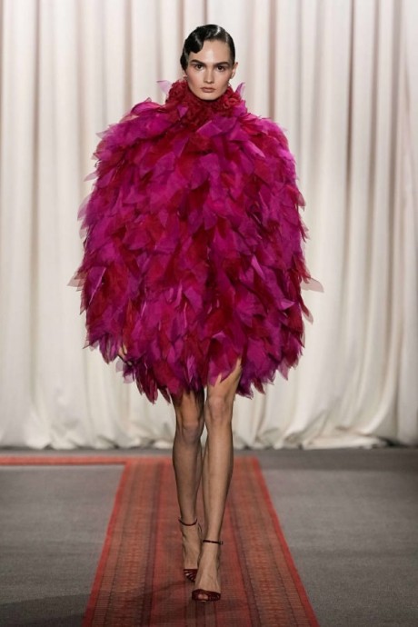 Коллекция Giambattista Valli Haute Couture Весна-Лето 2025