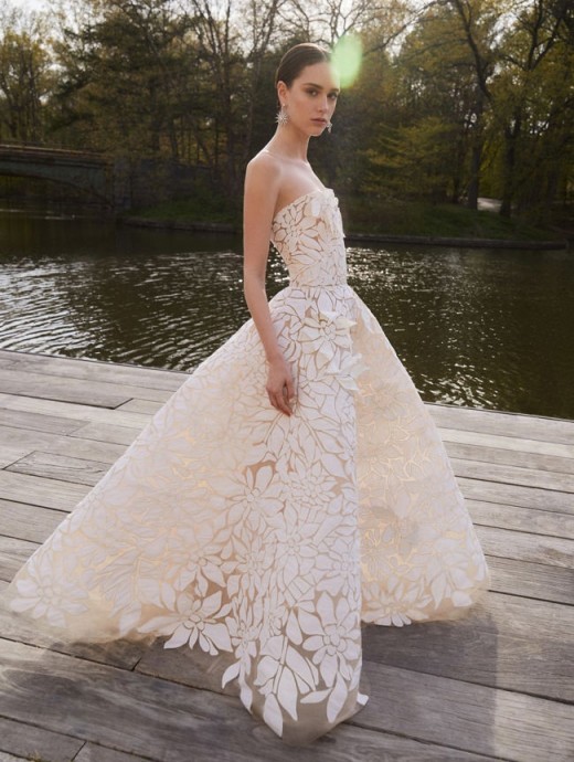 Oscar de la Renta Bridal Spring 2025 Collection