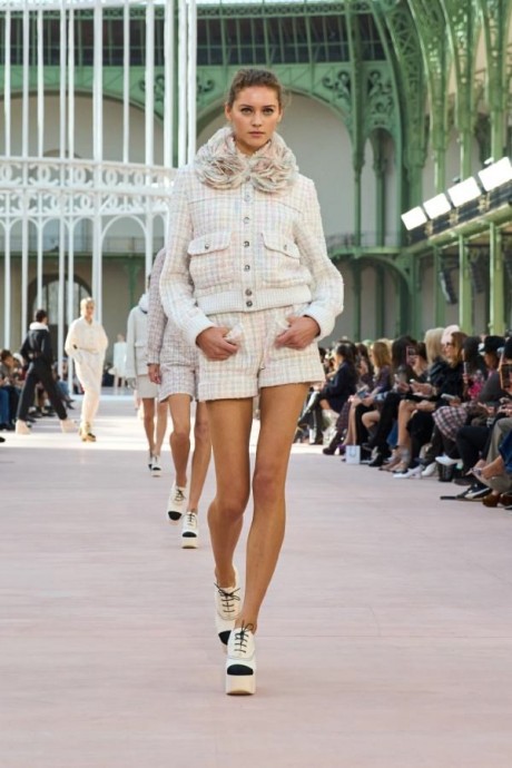 Коллекция Chanel Ready-To-Wear Весна-Лето 2025