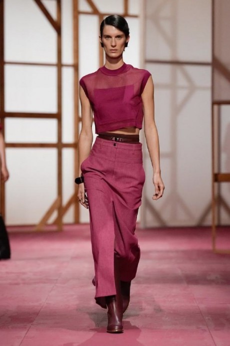 Коллекция Hermès Ready-To-Wear Весна-Лето 2025