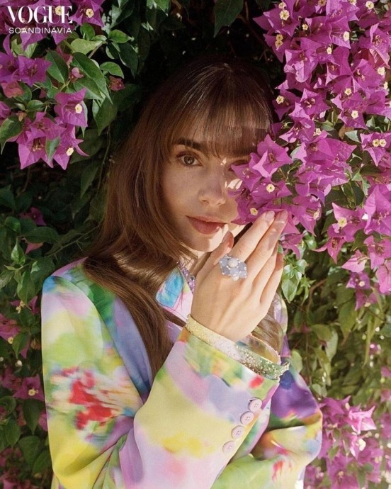 Лили Коллинз (Lily Collins) в фотосессии для журнала Vogue Scandinavia (2023)