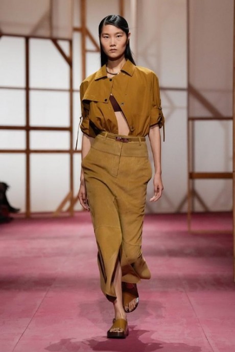 Коллекция Hermès Ready-To-Wear Весна-Лето 2025