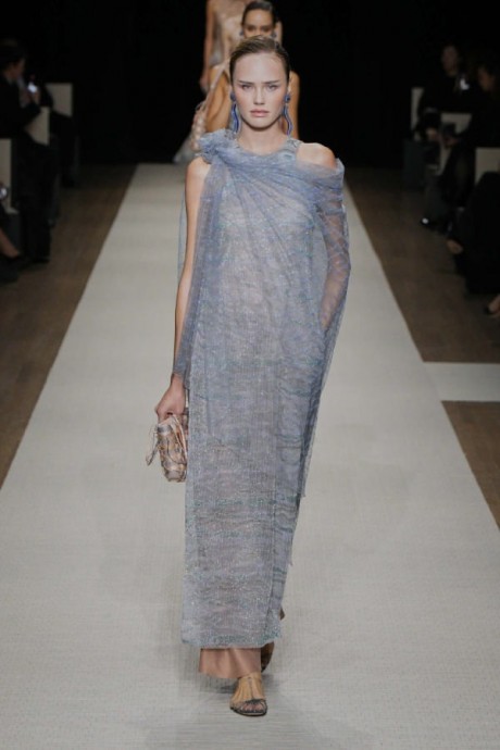 Коллекция Giorgio Armani Ready-To-Wear Весна-Лето 2025