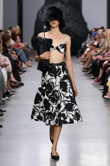 Коллекция Michael Kors Ready-To-Wear Весна-Лето 2025