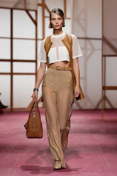 Коллекция Hermès Ready-To-Wear Весна-Лето 2025