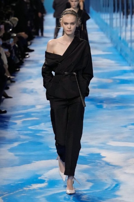 Коллекция Dior Ready-To-Wear Весна-Лето 2025