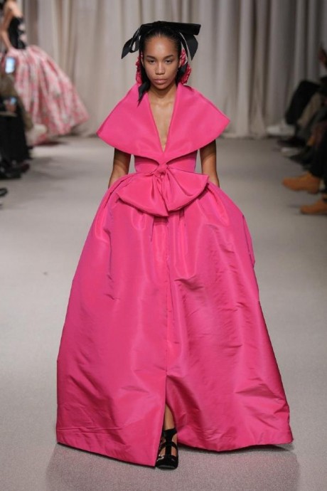 Коллекция Giambattista Valli Haute Couture Весна-Лето 2024