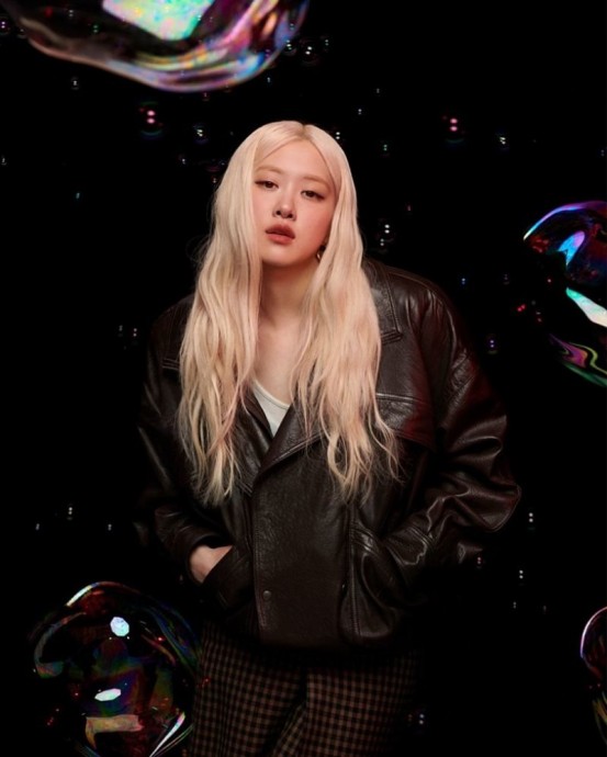 Розэ (Rosé) в фотосессии для журнала Dazed (2025) Розэ (Rosé) в фотосессии для журнала Dazed (2025)